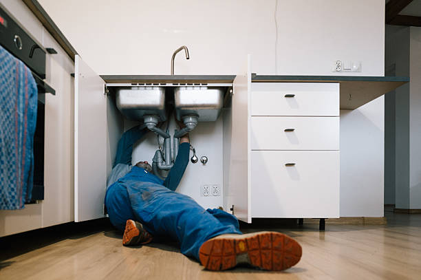 Professional Leak Detection technician working in Newport, NC